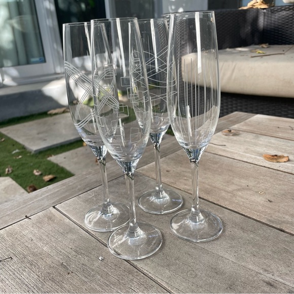 Royal Daulton Champagne Flutes - Set of 4 - Picture 2 of 8